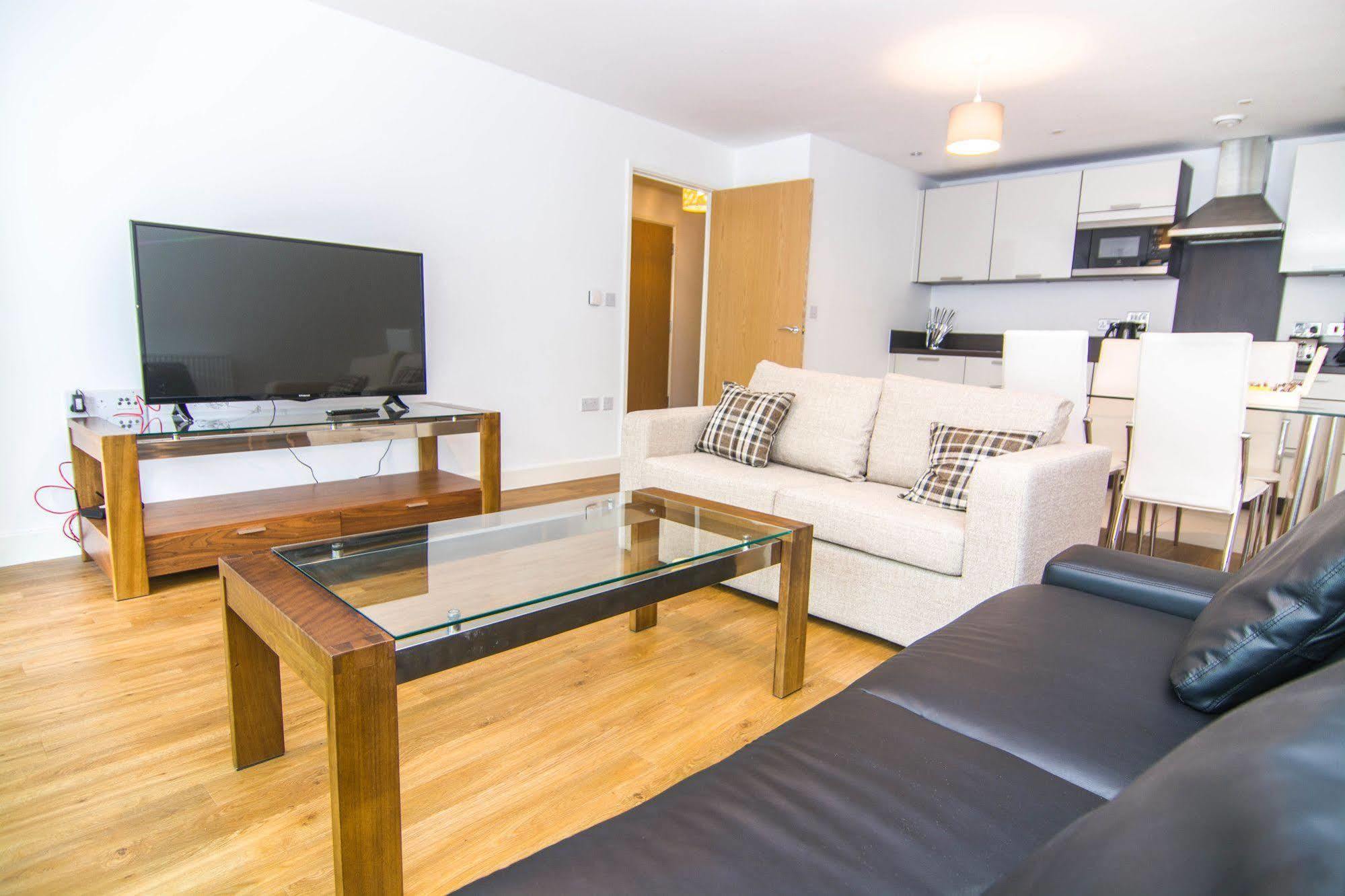 Wharf - Water Gardens Appartement *